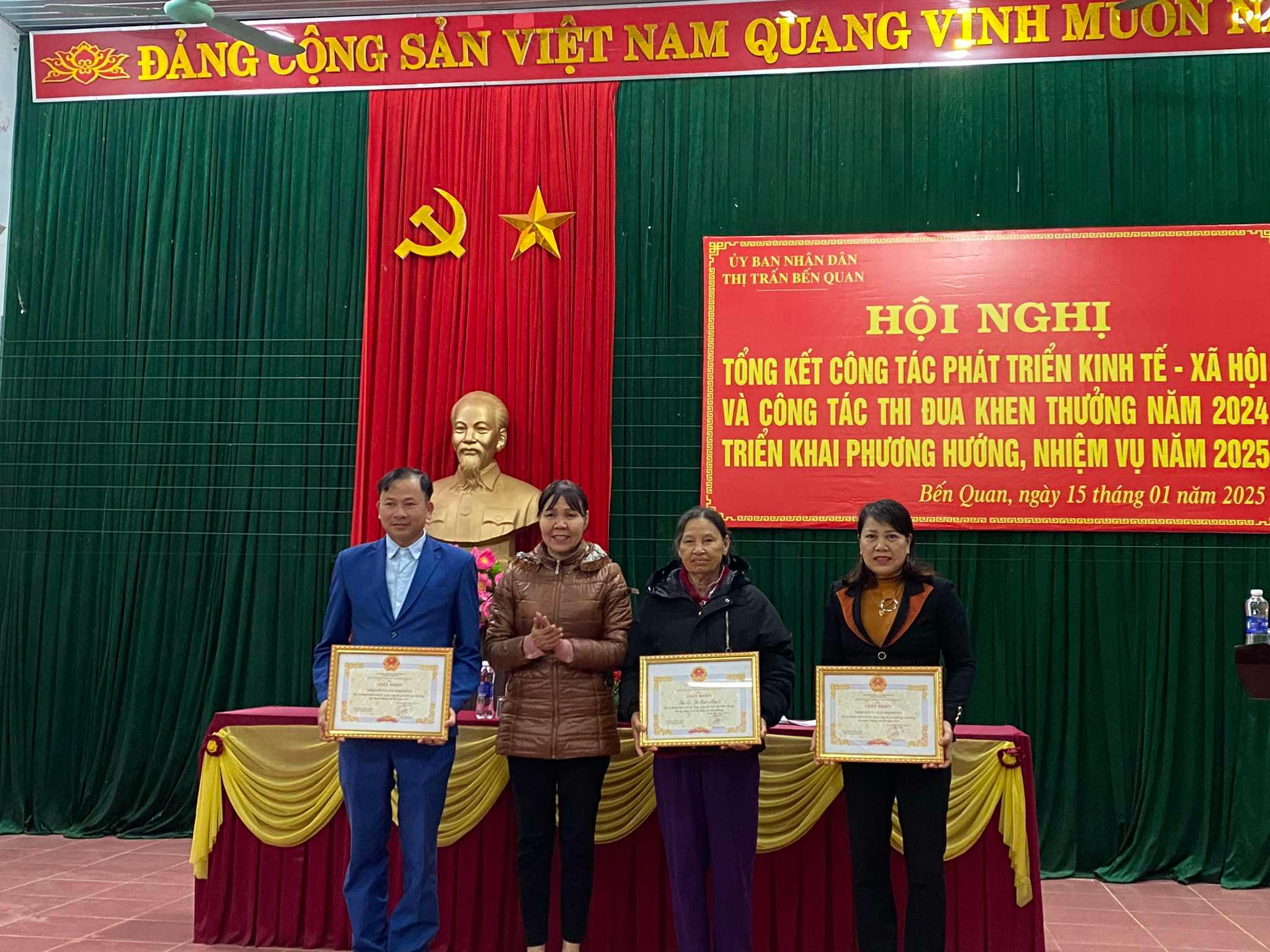 TT Bến Quan: Tổ chức Hội nghị tổng kết công tác phát triển kinh tế - xã hội và thi đua khen thưởng năm 2024. Triển khai nhiệm vụ năm 2025