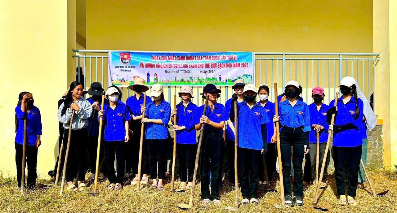TUỔI TRẺ BẾN QUAN RA QUÂN “VỆ SINH CẢNH QUAN MÔI TRƯỜNG” CHÀO MỪNG ĐẠI HỘI ĐẢNG BỘ TỈNH LẦN THỨ I, NHIỆM KỲ 2025 - 2030